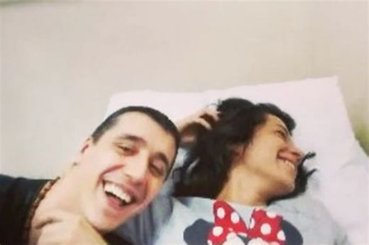 Bulat objavio sliku žene iz bolničke postelje i uputio bolne reči: Izmučena od neuspelih terapija...