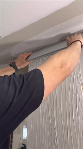 Mudding is Fun! Doing the last coat of mud on this corner using a skimming blade. #construction #homerenovation #renovation #diy #realestate #design #entrepreneur #tools #remodel #interiordesign #carpentry #woodworking #diy | Just Old Home