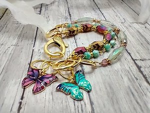 Unboxing & Bracelet Tutorial Made Using GGC's Treasure Bag, Spring Palette