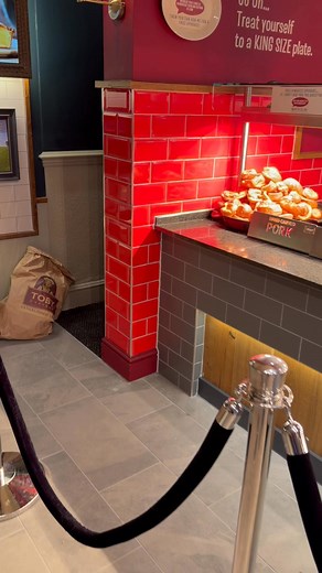 🦃 🐑 Sunday Carvery at Toby Carvery Shenstone 🐄 🐖 Lamb is available ALL DAY – perfectly roasted and ready to carve! Bring the family and enjoy your favourite roast with all the trimmings. ✅ Book your table now to avoid the wait: https://www.tobycarvery.co.uk/restaurants/midlands/shenstonelichfield/tablebooking#/ 📍 Toby Carvery Shenstone 🍽 Served fresh, served with love. | Toby Carvery Shenstone