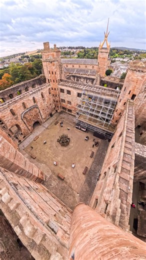 Welcome to the birthplace of Mary Queen of Scots. Linlithgow Palace, Scotland 🏴󠁧󠁢󠁳󠁣󠁴󠁿 | A Scots Eye View