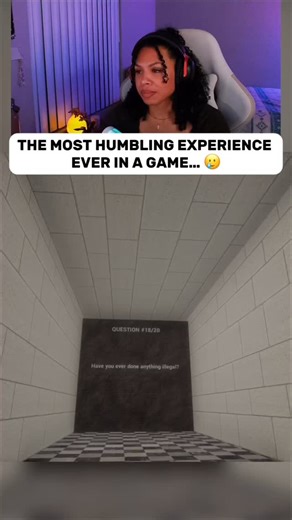 Sam ♡ on Instagram: "After question 3 I should’ve logged off… 😭💀 #demmcurlss #twitchstreamer #videogames #gamergirl #funnygaming"