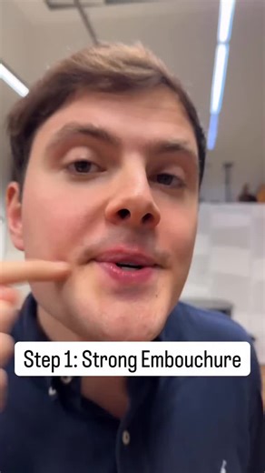 Playing high notes is Extremely easy 📈🚀 When you know this 3 things= 1. Strong lip corners and relaxed body, face, throat 2. Pressure of air, the air needs to be as fast as possible. 3. Relax, if you tense nothing works! Want to study with me 1-1? Write me “Now” and I lead you to your intensive transformation! 🤝❤️‍🔥🎶📈💪🚀 ¿Quieres estudiar conmigo 1 a 1? Escríbeme «Ahora» y ¡te guiaré hacia tu transformación intensiva! 🤝❤️‍🔥🎶📈💪🚀