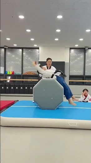 The Best Way to Learn How to Do a Backflip