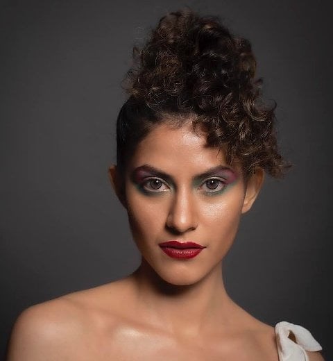 Sakshi Shivdasani Height, Age, Boyfriend, Family, Biography & More » StarsUnfolded