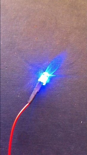 phenoptix LEDs - 5mm RGB Fast Flashing Prewired 12V