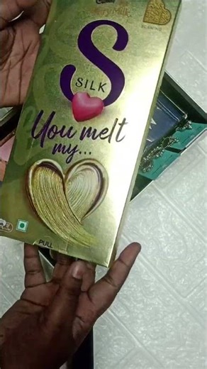 #valentinesday #special #gift #crwlinart #craft #love #hampers #shortvideo