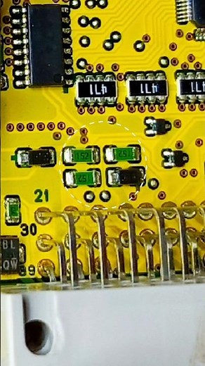 How to calculate SMD resistors with code 152 #SMD #electronicsbasics #tips #tutorial
