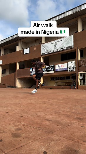 Nigeria's Amazing Air Walk: Trending Dance Tutorial