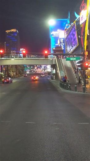 riding the Deuce at night along Las Vegas blvd onto the strip