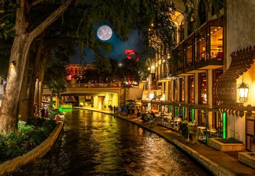 The 15 Best Things to Do in San Antonio (and Top Things to Avoid)