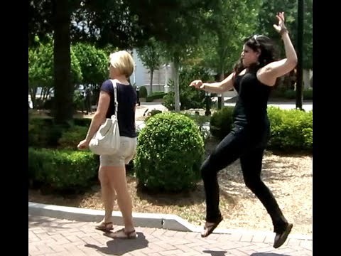 ELLEN'S DANCE DARE!!