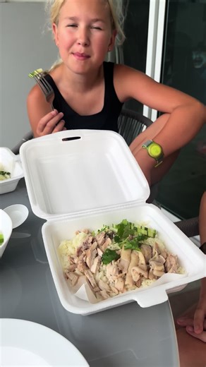 Pattaya Breakfast: Discover La Chinatown Delights