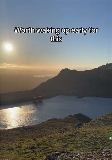 Mornings in snowdonia never miss ⛰️ #snowdonia #hiking #mountains #wales #outdoors