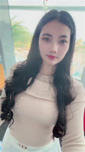 Bay” hotel kausiong . Masih 2 hotel lagi 💃💃