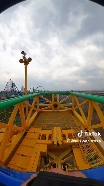 Experience the Thrills of the Ultra Twister at Nagashima Spaland