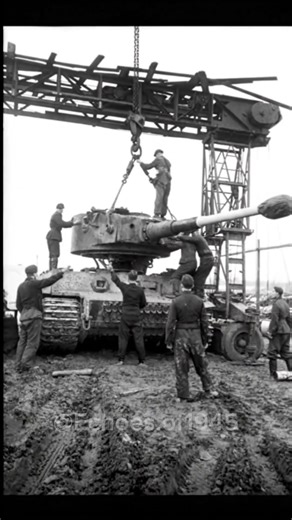 WW2 Tank Repair — Reinstalling a Tiger I Turret