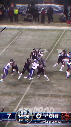 Caleb Williams Throws a DOT To DJ Moore #shorts