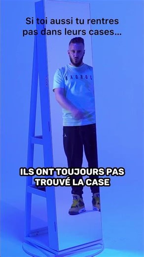 Aujourd’hui ça fait un ans que le clip de « Ma place » est sorti…