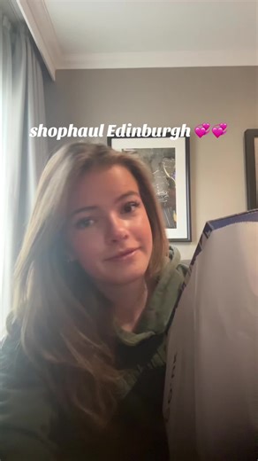 don’t mind mijn hoofd ik ben net wakker 😊😊 ik post thuis een try one ! #foryou #shophaul #edinburgh #fy