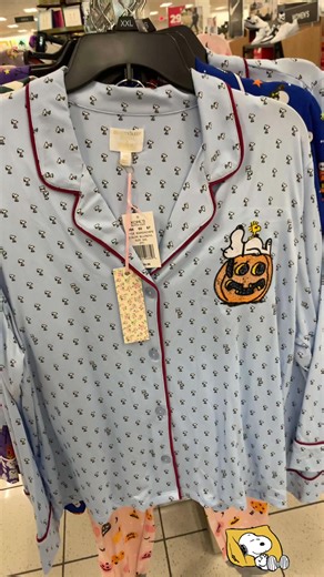 Kohl’s Women’s Pajamas for Fall Season at $20