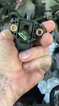 2005 Explorer Fuel Rail Pressure Sensor - Fail