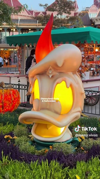 Le signe que tu dois venir à Disneyland Paris pour Halloween 🎃 | disney land paris