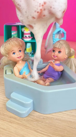 Fun Bath time 🫧🫧🧽 #toys #dolls #asmrtoys #playtime #satisfying | Chaymae Lahbabi