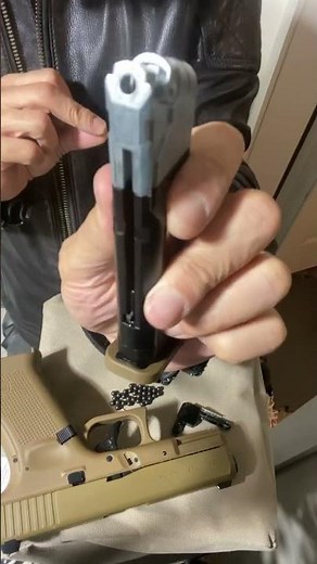 How to load the Glock 19x bb's #glock #umarex #noquit #subscribe