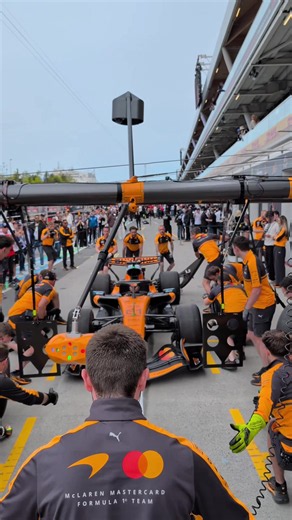 Nothing beats the sound of a pit stop 🤤#McLarenF1 #F1 | McLaren F1