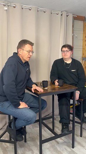 Nouveau format. Retrouvez les potins de l’atelier. On vous partage des anecdotes de notre métier. On commence avec @asl.drone pour qui sa remorque, nous a donné des sueurs froides. #remorque mais nous avons réussi cette périlleuse mission #pourtoi #sticker #hautemarne #covering | L'Atelier 52 Publicité