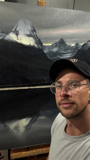 Richie Carter on Instagram: "Follow along with my inner dialogue as I try and figure out how to problem solve this painting😵‍💫🧐 I think it’s really important to know how difficult painting is and to know that everyone struggles with it im working to bring this huge painting to completion and it feels like a wrestling match. Will it make it to completion or find its way to the can of gesso?"