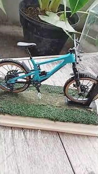Miniature MTB,finger bike ( Santa Cruz Bronson )