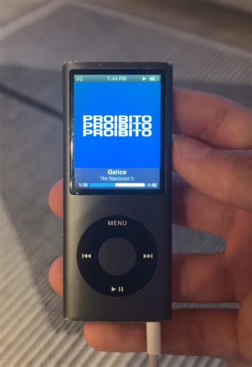 Exploring the iPod Nano 4: Features and Design