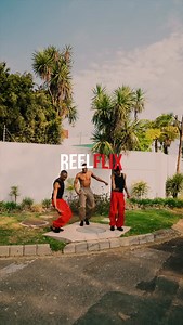dubula , sukuma , angithi unes’bindi unom’khuba🔥😤🔫 🎥: @reelflix_tv dc: @bhathistar_black.sa & @neo_hinade | TOSS