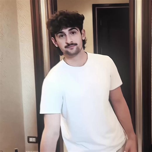 you guys heard it here first, he ain’t number two 💪 scp: clarkeeyvsp & anyonecentralx & ac: girlaudios ✷ #italianbach #fypシ #sidemen #youtuberedit #italianbachedit