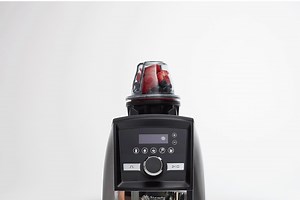 12 reactions · 7 comments | Self-detect container tips and tricks: 1. Lid must be correctly oriented and snapped into place, when the screen changes, you'll know lid is secure 2. The container and blade base must be tightened until internal magnets are aligned, the screen will indiciate when you're ready to blend 3. If you are having trouble loosening the container, place it on the blender base and loosen slightly #vitamix #tipsandtricks | Vitamix | Facebook