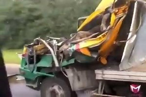 5.6K views · 104 reactions | Yeah that'll buff out.... | Unique Cars magazine | Facebook