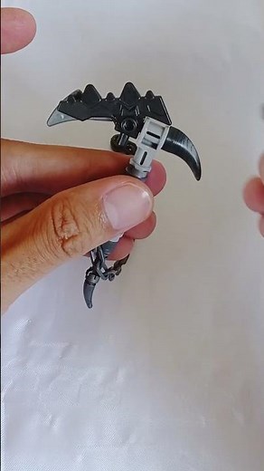 How to build a LEGO Cull Obsidian Axe Weapon from Avengers Endgame Tutorial