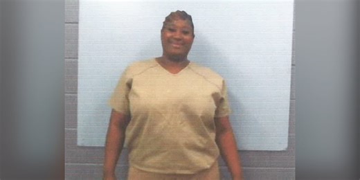 East Alabama prison security guard arrested in contraband bust