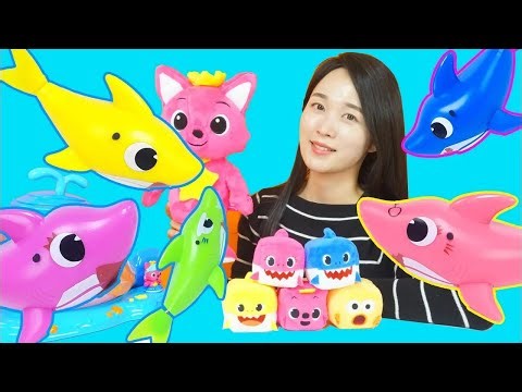 Baby shark water play sets Pinkfong cubu cube Mommy Shark & Daddy Shark doll toys