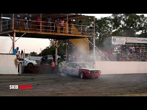 Sam Sam spinning Team Ghost BMW E30