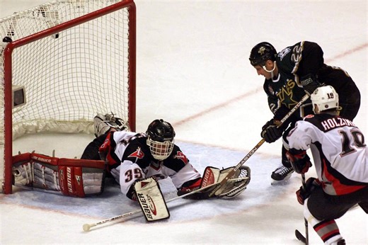 The Contrarian: Brett Hull’s 1999 Stanley Cup goal was good and other fake arguments