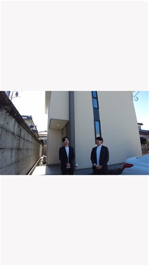 【密集地で建てるお家のお手本】 今回は、プライバシーを確保しながらも快適に過ごせるお家をご紹介♩ #ステーツ #おしゃれな家 #注文住宅 #お家紹介 #新潟住宅 #新潟の家づくり #ルームツアー #吹き抜けリビング #吹き抜け