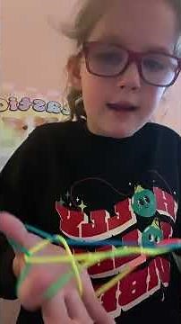 How to make a Jacob’s ladder string trick #StringTricks #zombies ￼