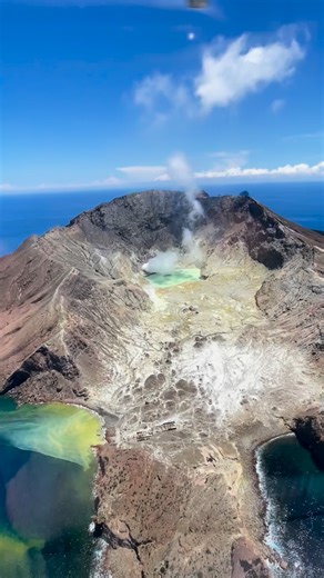 Experience a landscape unlike any other flying over Whakaari/ White Island! #volcanicair #volcano #whiteisland #rotorua | Volcanic Air