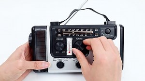 Emergency Wind Up Radio