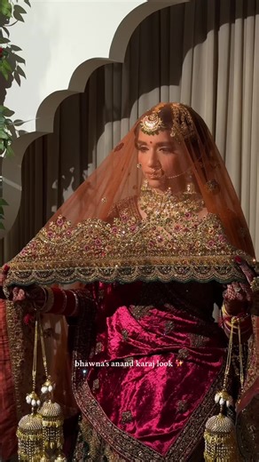 Regal Punjabi Bride Looks for Sikh Weddings