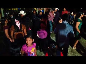 Galaxi y sus teclados// la movidita en vivo