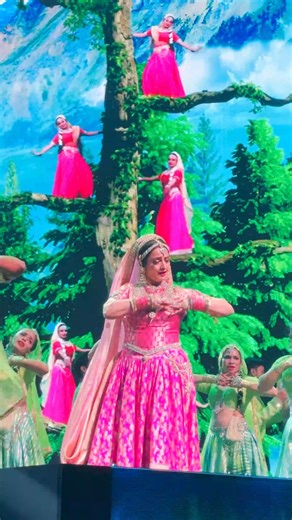 The legendary Rekha never fails to steal our hearts with her magnetic presence! ​ Catch her mesmerizing performance on ZEE TV now! ​ #IIFA2024 #YasIsland #NEXA #CreateInspire #SobhaxIIFA Yas Island Visit Abu Dhabi NEXA Sobha Realty Maisour EaseMyTrip.com DB Siggnature Silver Elaichi ZEE TV Rekha | IIFA Awards